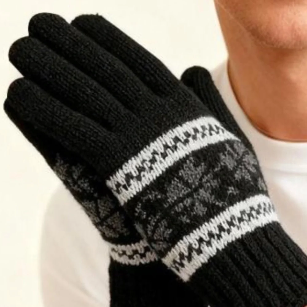 Black UNISEX Nordic Snowflake Gloves